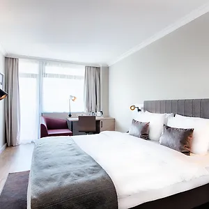 **** Hotel Crowne Plaza Frankfurt Congress Hotel, An Ihg Germany